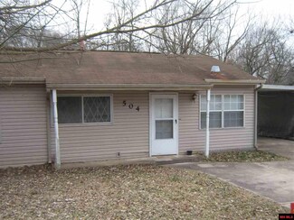 504 South St, Flippin, AR 72634