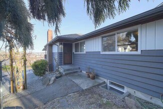 1400 S 100th St, Seattle, WA 98168