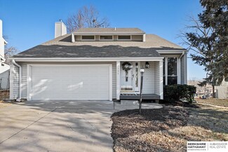 2017 S 164th Ave, Omaha, NE 68130