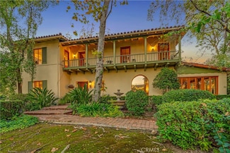 2105 Kemper Ave, Claremont, CA 91711