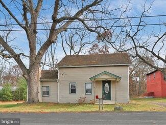 340 Coal Mountain Rd, Orwigsburg, PA 17961