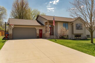 55 Benson Dr, Lewiston, MN 55952