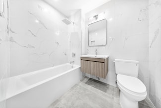 30-24 32nd St Unit 2-A, Long Island City, NY 11102