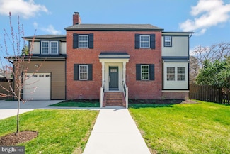 2839 Meadow Ln, Falls Church, VA 22042