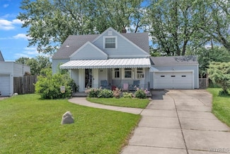 28 Charnwood Dr, Buffalo, NY 14215