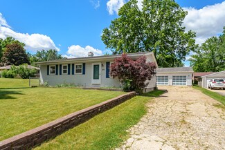 411 28th St N, Springfield, MI 49037