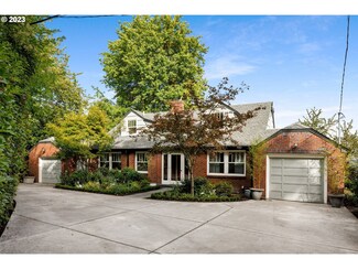 7432 SW View Point Terrace, Portland, OR 97219