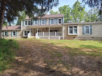 139 Upper Kingtown Rd, Pittstown, NJ 08867