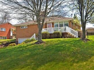 1344 Foxboro Dr, Monroeville, PA 15146