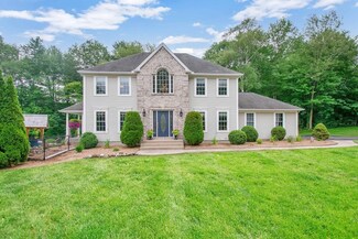 53 Highland Ln, West Springfield, MA 01089