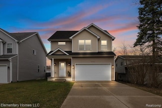 4003 Elmhurst Rd, Waterford Township, MI 48328