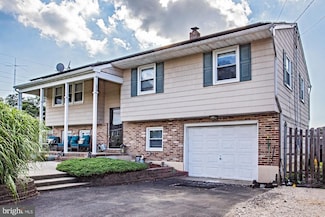 183 Salem Dr, Pennsville, NJ 08070