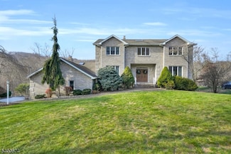 75 Taylortown Rd, Montville, NJ 07045
