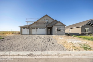 235 Schrute Rd, Prosser, WA 99350