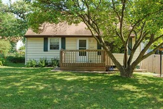 2617 Sheridan Ave, Des Moines, IA 50310