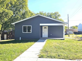306 Short St, Diller, NE 68342