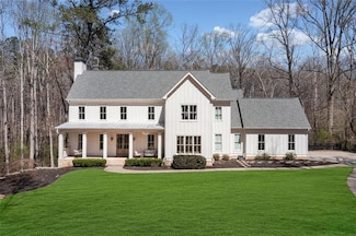 124 Long Shadow Dr, Alpharetta, GA 30004
