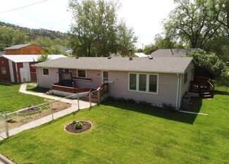 545 Cambridge Ave, Hot Springs, SD 57747