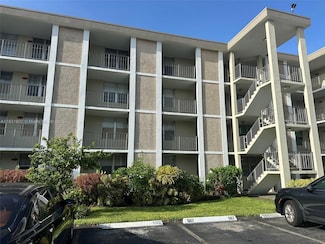 2998 NW 48th Terrace Unit 333, Lauderdale Lakes, FL 33313