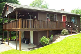 265 Sipe Rd, Volant, PA 16156