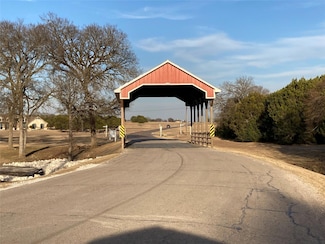 31046 Doe Run Ct, Whitney, TX 76692
