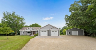 183 Rease St, Berlin, WI 54923