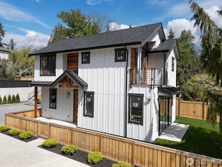 10436 NE 110th St, Kirkland, WA 98033
