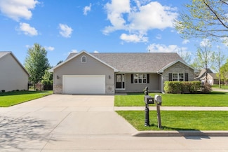 3921 E Appleview Dr, Appleton, WI 54913