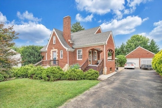 3038 Maplelawn Ave NW, Roanoke, VA 24012