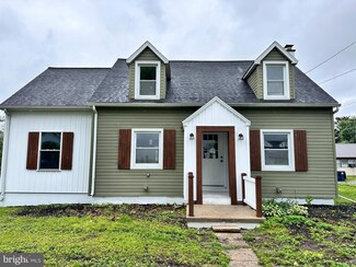 2 E New St, Richland, PA 17087