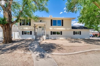 4401 Saint Clair Ave, Pueblo, CO 81005