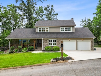 8708 Misty Hollow Ln, Chattanooga, TN 37421