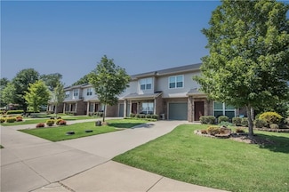 610 SW 5th St, Bentonville, AR 72712