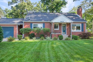 1619 Corby Blvd, South Bend, IN 46617