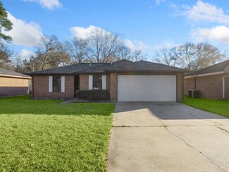 740 Cottonwood St, Vidor, TX 77662