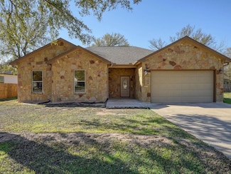 108 Pohakuloa Dr, Bastrop, TX 78602