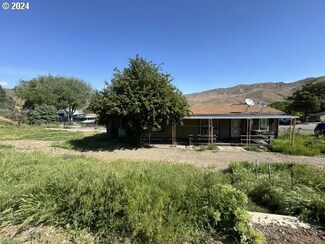 395 2nd St W, Weiser, OR 83672