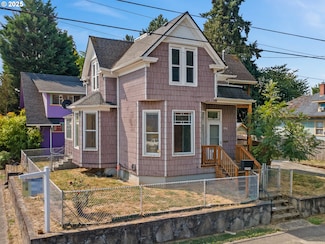 3954 SE Taylor St, Portland, OR 97214