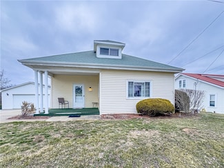 140 W Steubenville St, Bloomingdale, OH 43910