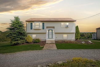 924 Hell Hollow Rd, Kunkletown, PA 18058