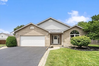656 Sedge Meadow Ct, Romeoville, IL 60446