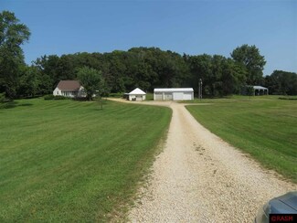 632 632 Ridge Rd, Elysian, MN 56727