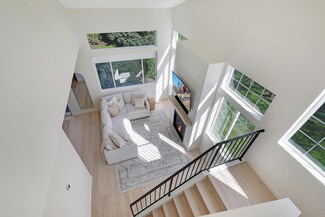 2242 Water Lilly Ln Unit 406, Eagan, MN 55122