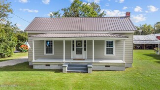407 College St, Vanceboro, NC 28586