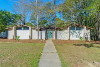 100 Pinewood Dr, Hattiesburg, MS 39402