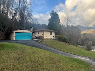 98 Pinnacle View Rd, Sylva, NC 28779