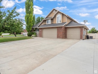 2412 W 3425 N, Farr West, UT 84404