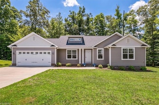 335 Price St, Stoneville, NC 27048
