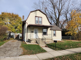 120 Walnut St, Grand Ledge, MI 48837
