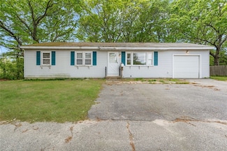 45 Lydia Rd, Coventry, RI 02816